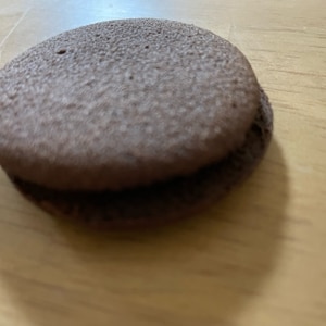 材料4つ トースターココアクッキー